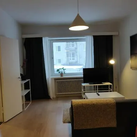 Kotimaailma - Tilava Kaksio Sornaisissa Apartment